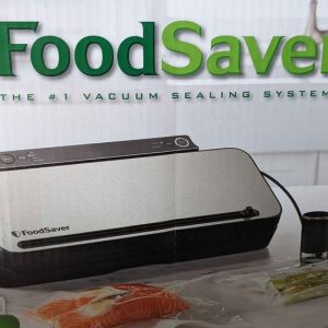Foodsaver Vacuum Sealing System with Handheld Sealer Attachment